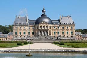 Le Vau, Louis